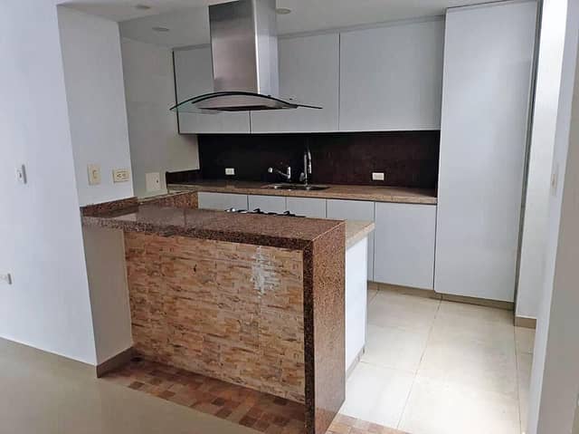 Casa en Venta en Parnaso, Barrancabermeja de 3 plantas con garaje con REF 1476